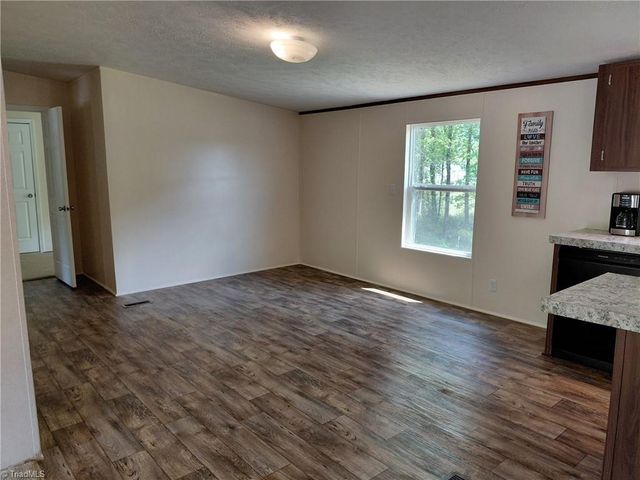 127 Ring Place Road, Mount Airy, NC 27030