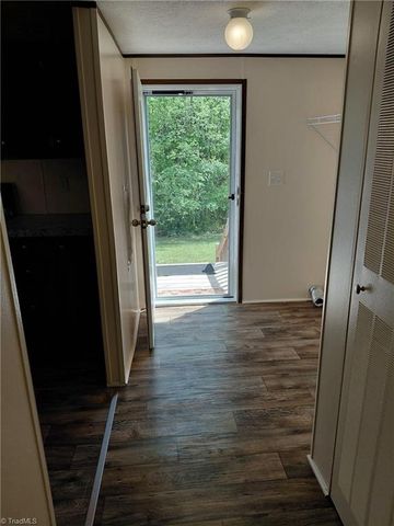 127 Ring Place Road, Mount Airy, NC 27030