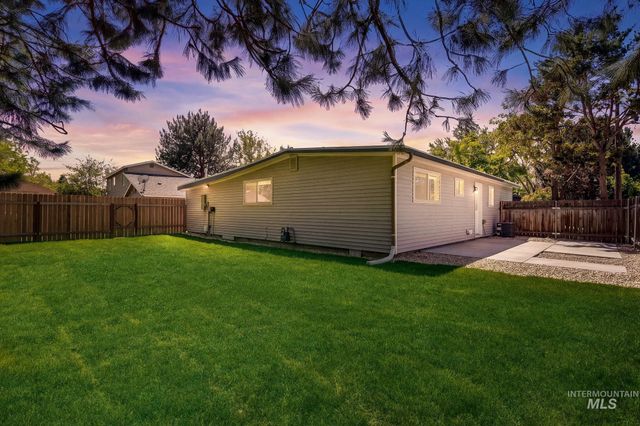 2224 S Rachel Circle, Boise, ID 83706