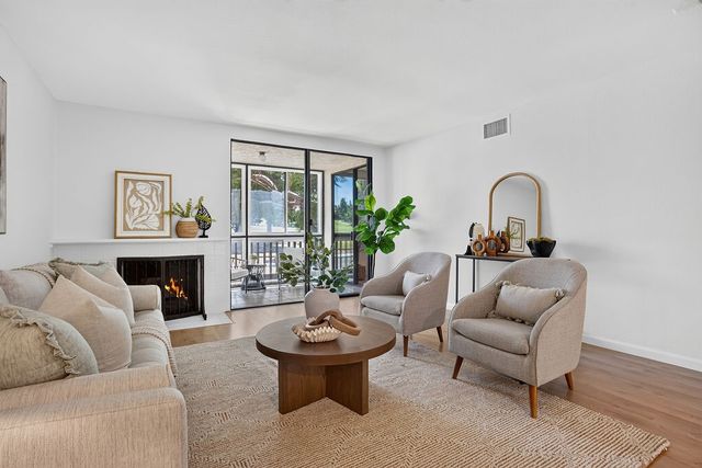 4835 E Anaheim Street 105, Long Beach, CA 90804