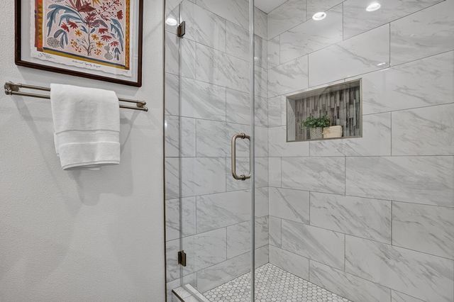 4835 E Anaheim Street 105, Long Beach, CA 90804