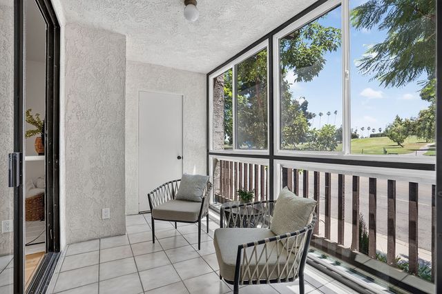4835 E Anaheim Street 105, Long Beach, CA 90804