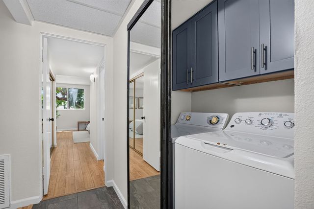 4835 E Anaheim Street 105, Long Beach, CA 90804
