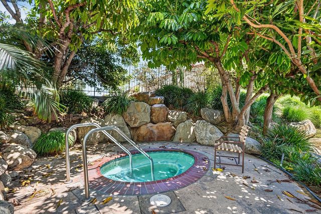 4835 E Anaheim Street 105, Long Beach, CA 90804