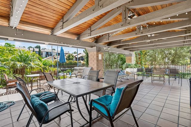 4835 E Anaheim Street 105, Long Beach, CA 90804