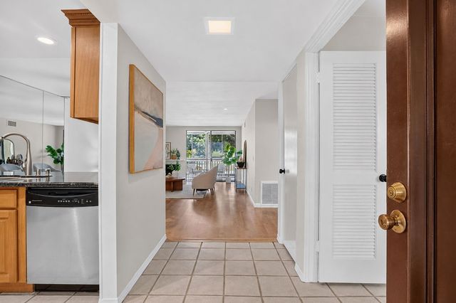 4835 E Anaheim Street 105, Long Beach, CA 90804