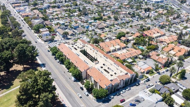 4835 E Anaheim Street 105, Long Beach, CA 90804