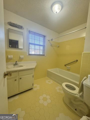 301 church, Vienna, GA 31092