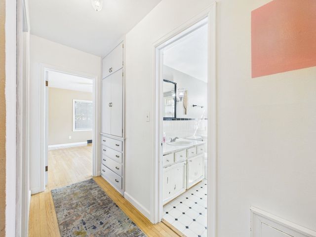 3210 E Elmwood Dr, Wichita, KS 67218