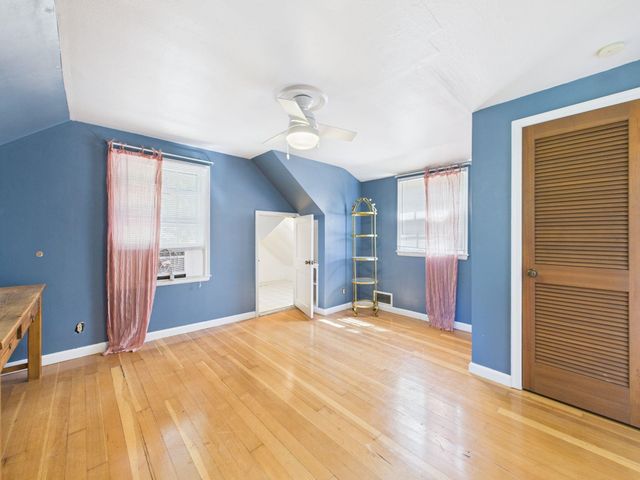 3210 E Elmwood Dr, Wichita, KS 67218