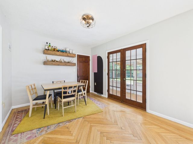 3210 E Elmwood Dr, Wichita, KS 67218