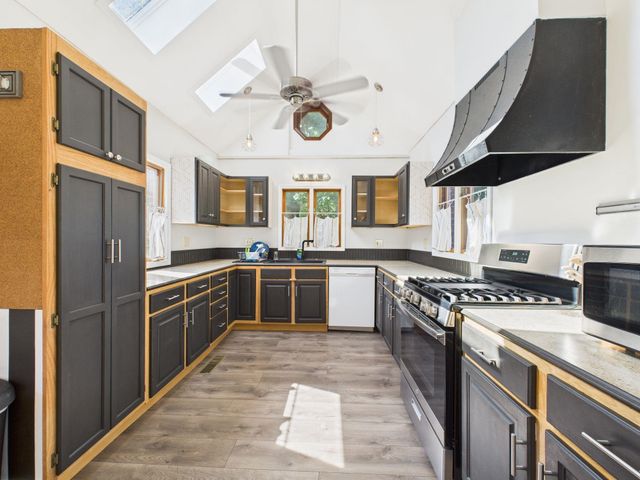 3210 E Elmwood Dr, Wichita, KS 67218