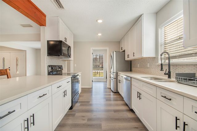 5 Green View Circle, Richardson, TX 75081