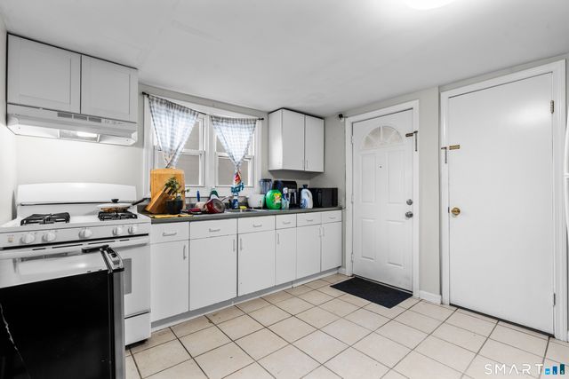 61 Cedar Street, Norwalk, CT 06851