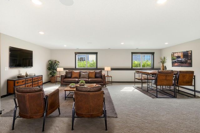 18560 Hexham Lane, Lakeville, MN 55044