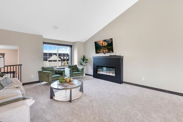 18560 Hexham Lane, Lakeville, MN 55044