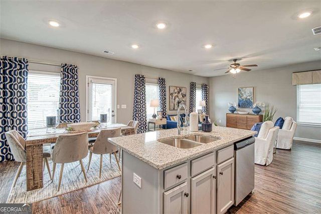 40 Freebia Walk, Covington, GA 30016