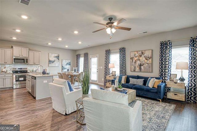 40 Freebia Walk, Covington, GA 30016