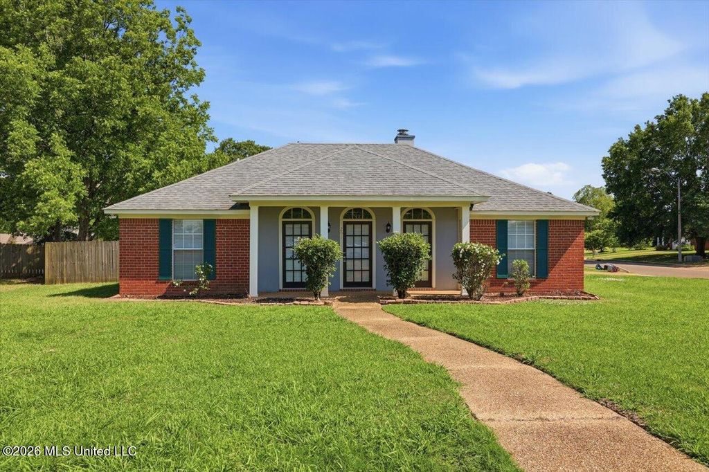 201 Planters Cove, Madison, MS 39110