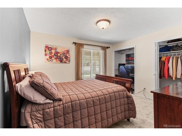 6113 S Galena Ct, Englewood, CO 80111