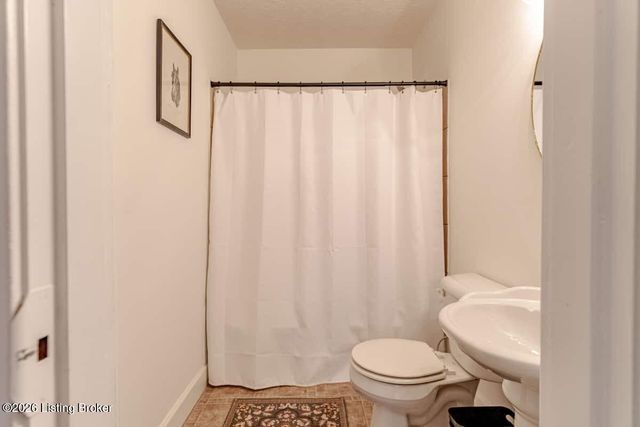 824 N Main St, Elizabethtown, KY 42701