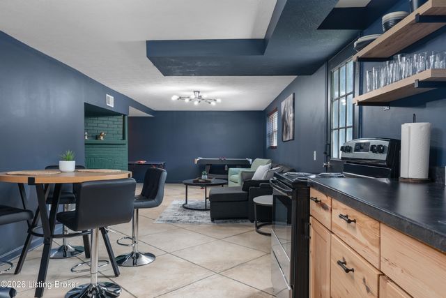 824 N Main St, Elizabethtown, KY 42701