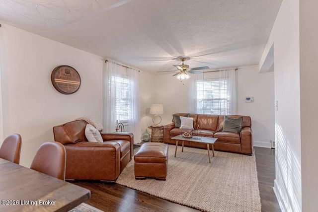 824 N Main St, Elizabethtown, KY 42701