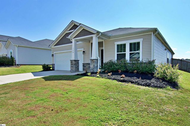 139 Walking Stick Way, Pelzer, SC 29669