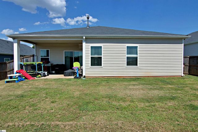 139 Walking Stick Way, Pelzer, SC 29669