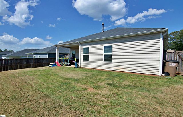 139 Walking Stick Way, Pelzer, SC 29669