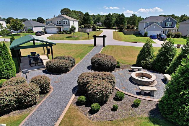 139 Walking Stick Way, Pelzer, SC 29669