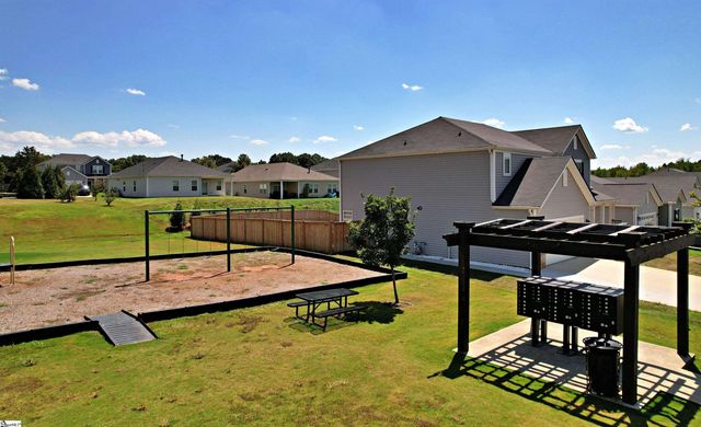 139 Walking Stick Way, Pelzer, SC 29669