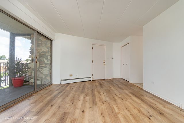 11519 S Kedzie Avenue 57, Merrionette Park, IL 60803