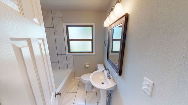 6010 E 18th Street, Tulsa, OK 74112