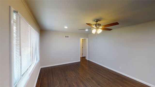 6010 E 18th Street, Tulsa, OK 74112