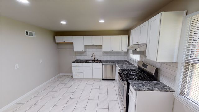 6010 E 18th Street, Tulsa, OK 74112