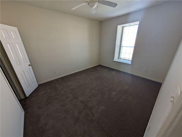 400 Nagle Street 203, College Station, TX 77840
