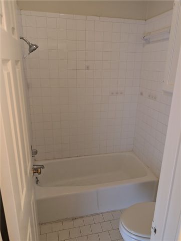 400 Nagle Street 203, College Station, TX 77840