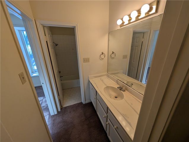 400 Nagle Street 203, College Station, TX 77840