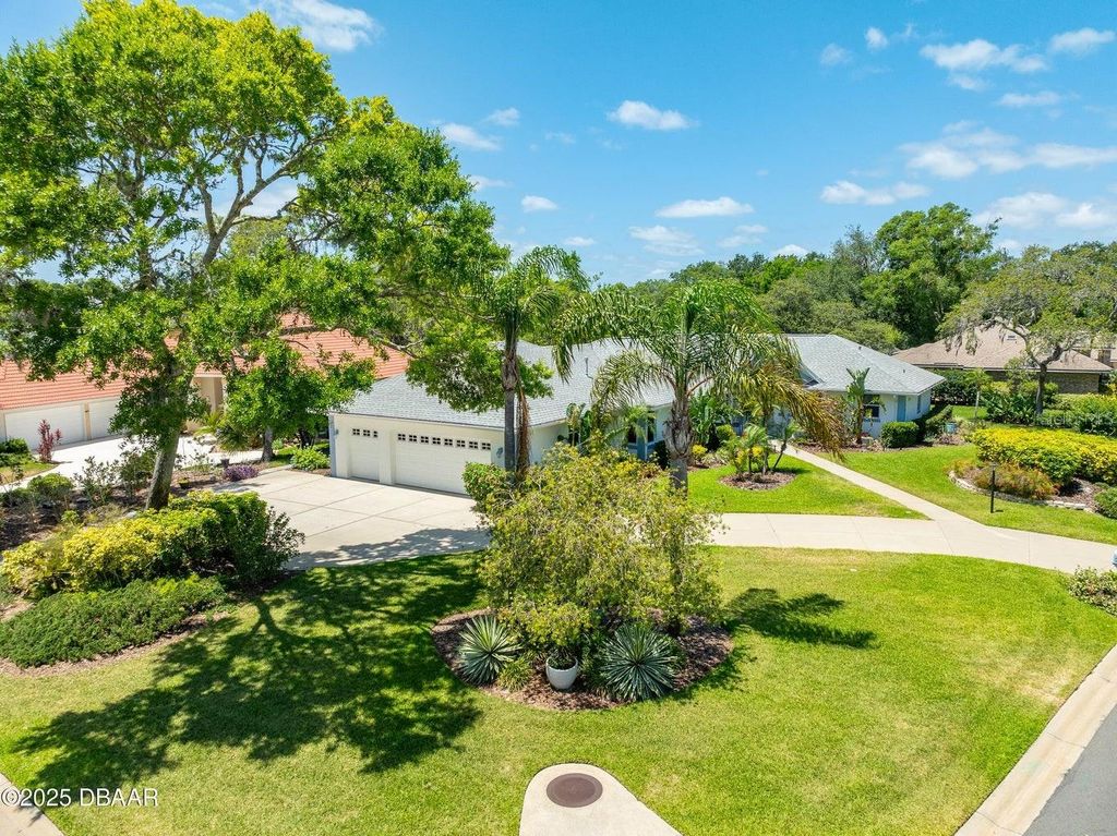 Image 66 of property listing at 203 PRESTWICK DRIVE, New Smyrna Beach, FL 32168