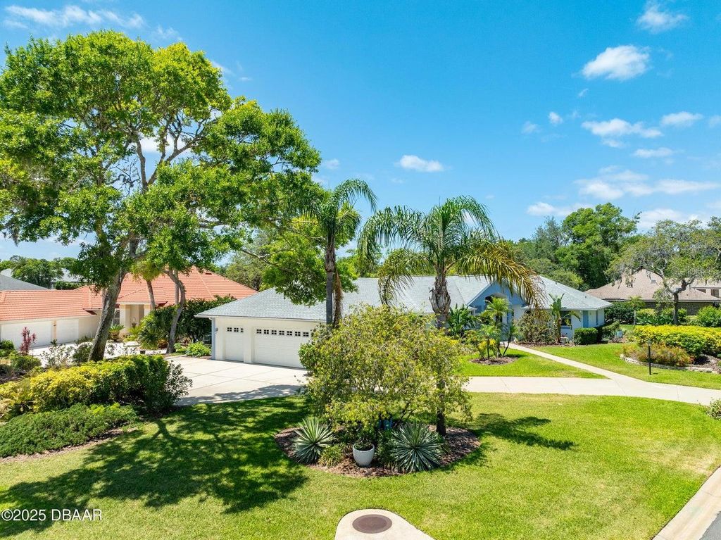 Image 67 of property listing at 203 PRESTWICK DRIVE, New Smyrna Beach, FL 32168