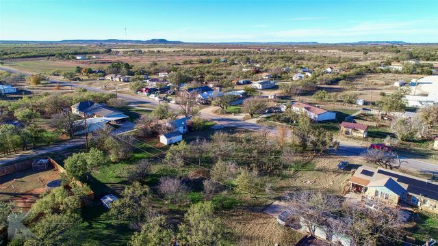 635 Main, Lawn, TX 79530