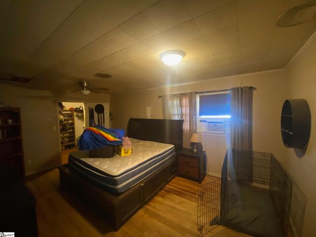 2886 Harris Bridge Road, Woodruff, SC 29388