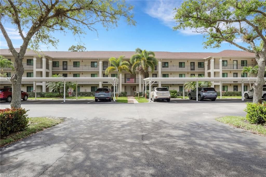 5784 Deauville CIR B302, NAPLES, FL 34112 — exterior