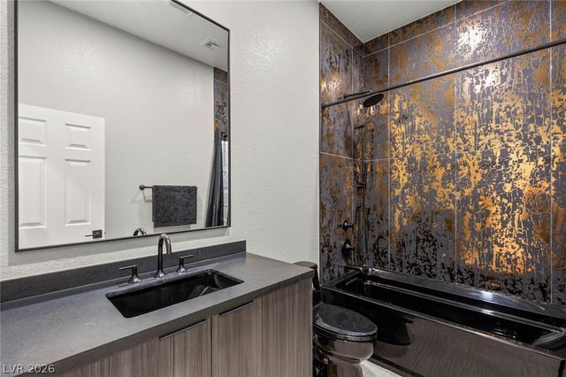 7185 Ranchito Circle, Las Vegas, NV 89120