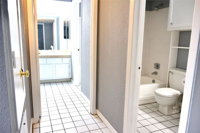 250 El Dorado Boulevard 229, Houston, TX 77598