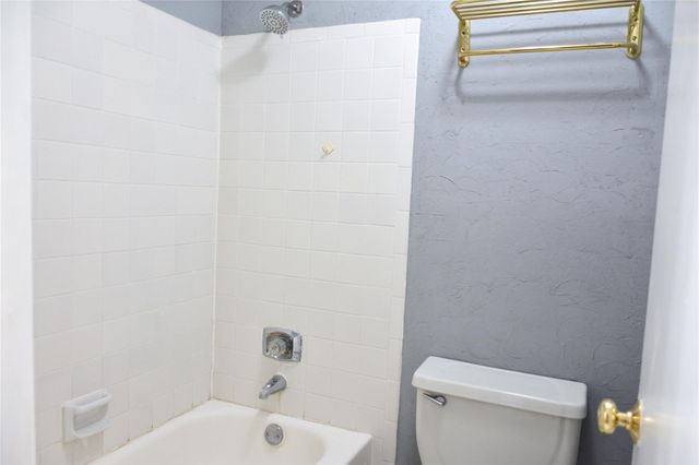 250 El Dorado Boulevard 229, Houston, TX 77598
