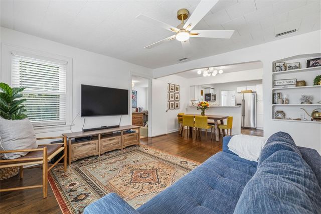 3125 QUEEN STREET N, St Petersburg, FL 33713