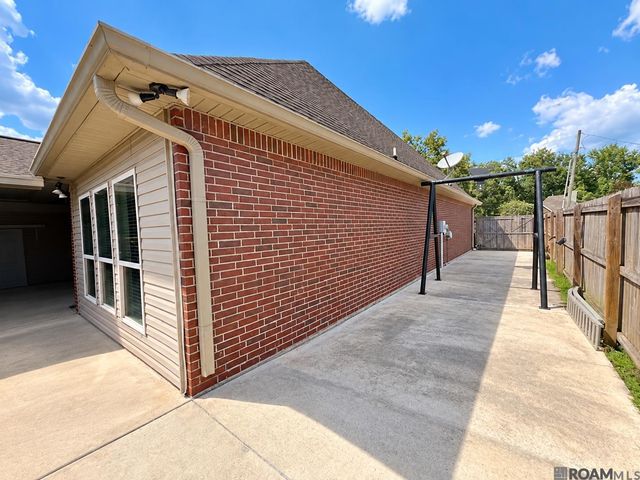 13138 Montrose North Drive, Denham Springs, LA 70726