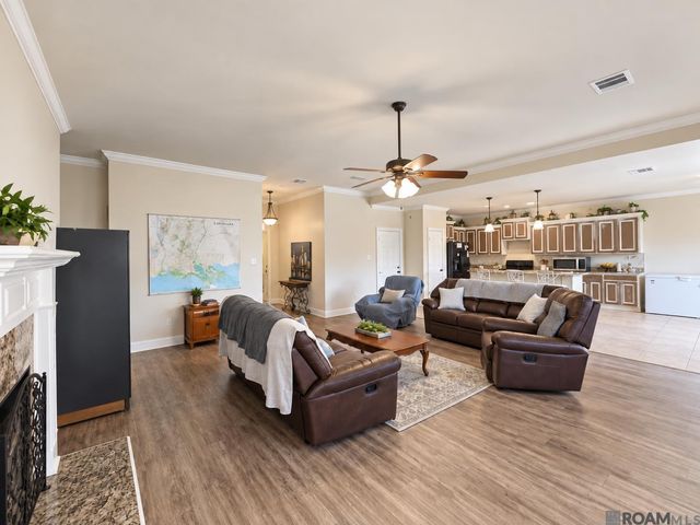 13138 Montrose North Drive, Denham Springs, LA 70726